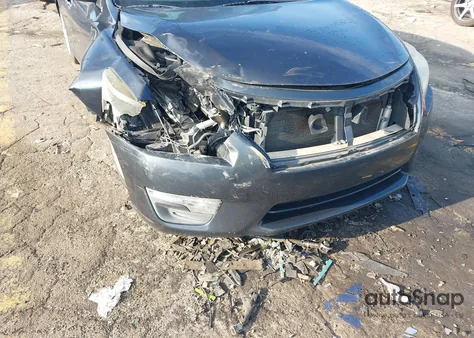 2013 Nissan Altima 2.5 S z USA, uszkodzony, nr VIN 1N4AL3AP8DC218240